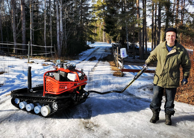 J�rnh�sten IH2090 Flex 2 Skog